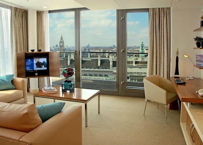 Park Plaza County Hall London