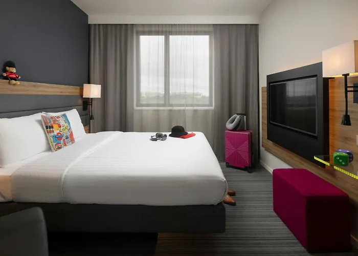 Moxy London Heathrow Airport